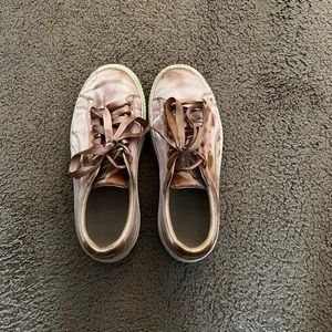 Puma Suede Classic (Rose Gold)